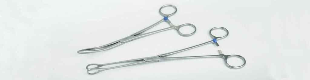 14 CM Stainless Steel Medical Operating Scissors – Straight, Precision Cutting 14 cm stainless steel medical operating scissors – straight, precision cutting